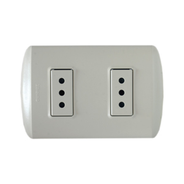 Enchufe doble embutido marisio