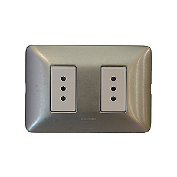 Enchufe doble embutido bticino marfil