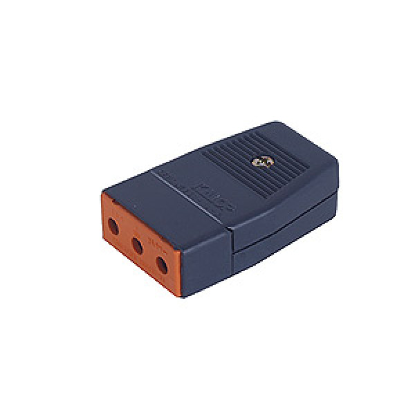 Enchufe hembra c/t negro kalop